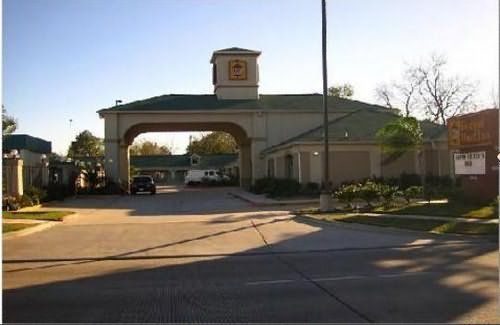 Budget Host Inn