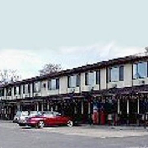 BAYVIEW INN BUDGET HOST POLSON