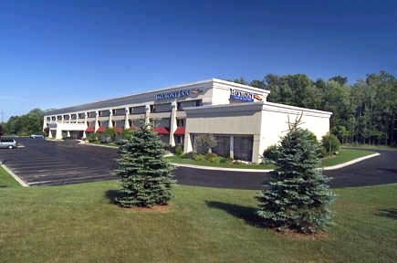 Baymont Inn & Suites Traverse City