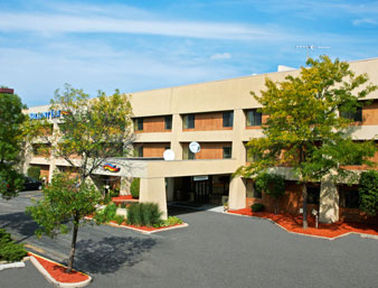 Baymont Inn & Suites