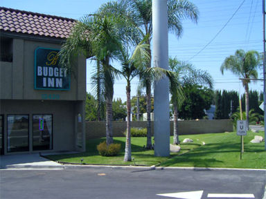 BUDGET INN